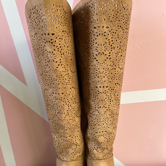 NWOT Over the knee lace up boots - Picture 3 of 14